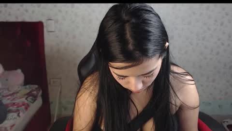 Kayla online show from October 20, 7:42 am