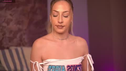 Kayleeflynn online show from February 28, 9:04 am