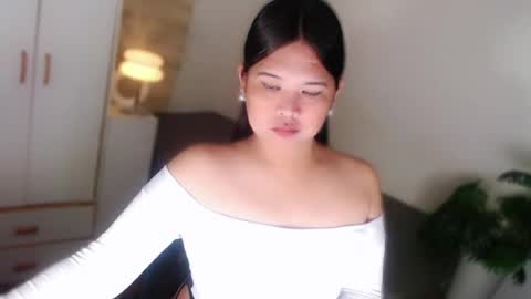 Snapshot of kayleepinay chatting on June 19, 4:55 pm Y O U R F U T U R E K A Y L E E online show from June 19, 4:55 pm