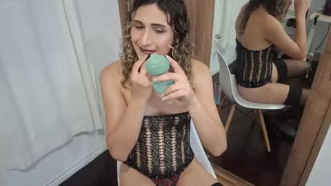 Snapshot of kayleesims_ chatting on June 4, 3:12 am Kaylee Sims online show from June 4, 3:12 am
