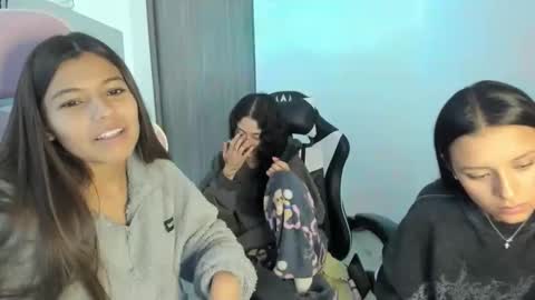 kaylie online show from October 17, 8:44 pm