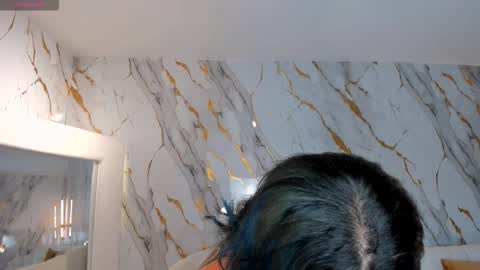 Kay online show from February 12, 3:45 am