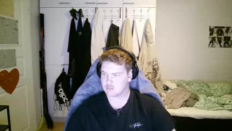 Aatu online show from April 1, 8:59 am