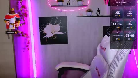 kayworl online show from November 20, 6:02 am