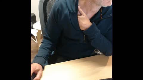 Snapshot of kcirt17225058 chatting on October 22, 4:18 pm kcirt17225058 online show from October 22, 4:18 pm