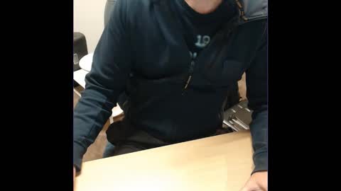 Snapshot of kcirt17225058 chatting on October 25, 11:07 am kcirt17225058 online show from October 25, 11:07 am