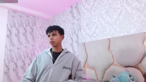  keahi  online show from March 14, 11:37 am