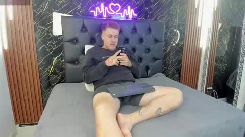 Keane online show from October 27, 12:09 pm