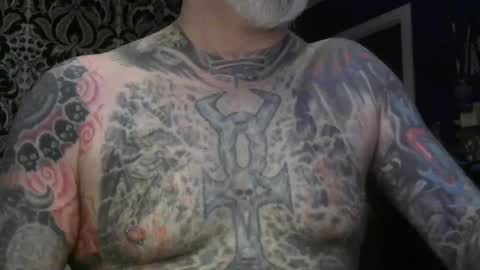 Snapshot of keeeeeeeeeeeeef chatting on February 17, 5:43 pm keeeeeeeeeeeeef online show from February 17, 5:43 pm