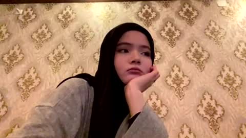 Kate online show from April 2, 5:27 am