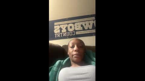 Snapshot of keephimcum69me chatting on December 12, 9:19 am Keephimcum69me online show from December 12, 9:19 am