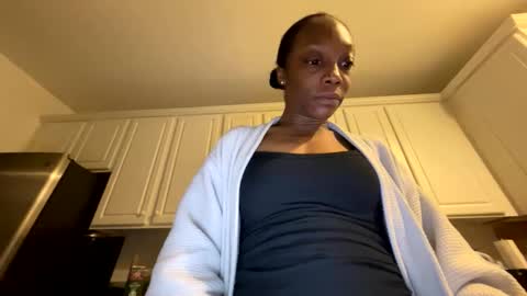 Keephimcum69me online show from May 10, 7:46 am