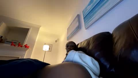 Snapshot of keephimcum69me chatting on June 2, 5:09 am Keephimcum69me online show from June 2, 5:09 am