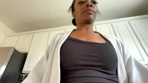 Snapshot of keephimcum69me chatting on July 15, 1:27 pm Keephimcum69me online show from July 15, 1:27 pm