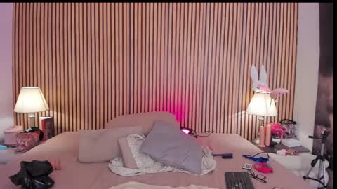 Snapshot of keeyla_stone chatting on January 11, 12:15 am keeyla stone online show from January 11, 12:15 am