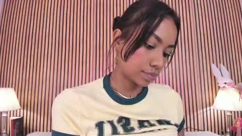 Snapshot of keeyla_stone chatting on February 3, 2:53 am keeyla stone online show from February 3, 2:53 am