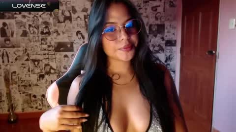 Snapshot of keikim_ chatting on March 9, 9:46 pm Kimk online show from March 9, 9:46 pm