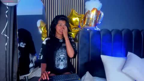 keila online show from September 29, 8:02 pm