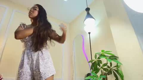 keila online show from October 18, 12:17 pm