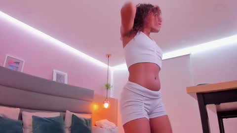 Keira River  online show from December 1, 8:58 pm