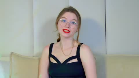 Keira online show from January 17, 4:06 am