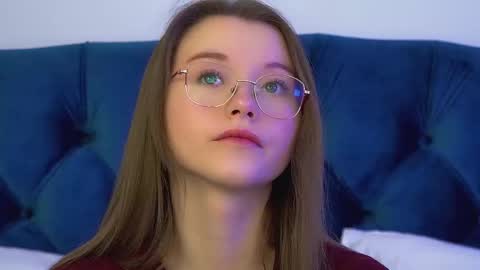 Keira online show from February 24, 6:28 pm