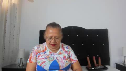   online show from November 12, 11:32 am