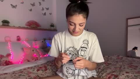 keira online show from November 10, 12:20 am