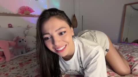 keira online show from December 5, 12:08 am