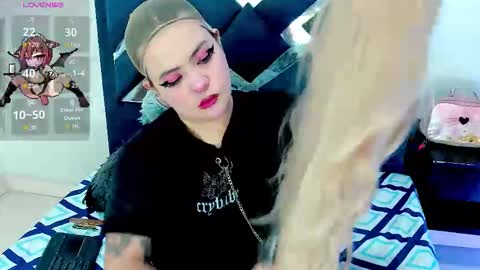 keitch_cute online show from October 18, 1:45 pm