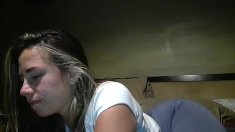 kekes2015 online show from November 12, 7:09 am