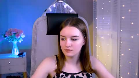 Snapshot of kelliebanshe chatting on July 14, 10:32 am kelliebanshe online show from July 14, 10:32 am