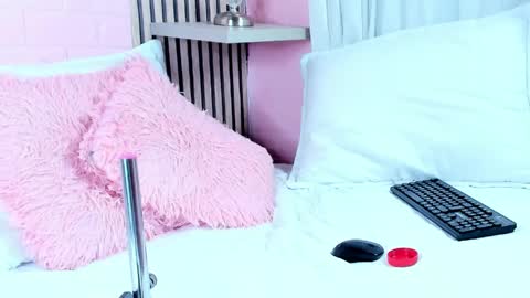 Snapshot of kelly_666 chatting on April 12, 3:22 am kelly_666 online show from April 12, 3:22 am