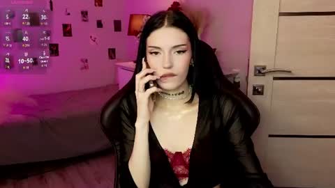 Snapshot of kelly__bunny chatting on July 13, 9:17 pm Kelly online show from July 13, 9:17 pm