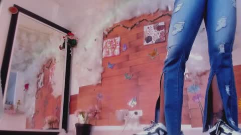 kelly__thomson online show from December 12, 9:15 pm
