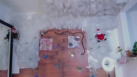 kelly__thomson online show from December 16, 4:13 am