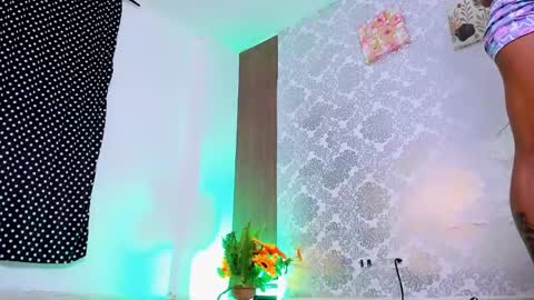 kelly__thomson online show from November 8, 11:14 pm