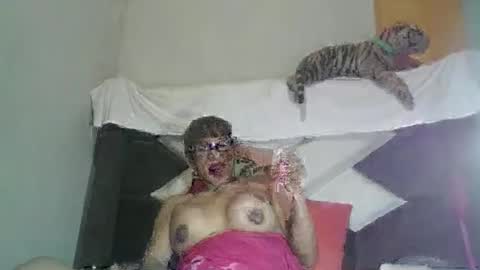 kelly_alisset online show from March 12, 7:25 am