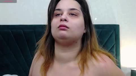 Snapshot of kelly_bliss chatting on March 3, 8:20 am Kelly online show from March 3, 8:20 am