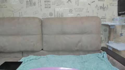 kelly_gerzikaaa online show from December 4, 8:23 am