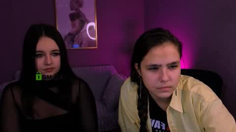 Snapshot of kelly_may1 chatting on November 6, 11:33 am kelly_may1 online show from November 6, 11:33 am