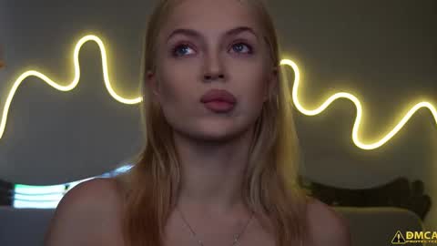 Kelly online show from October 14, 5:41 am