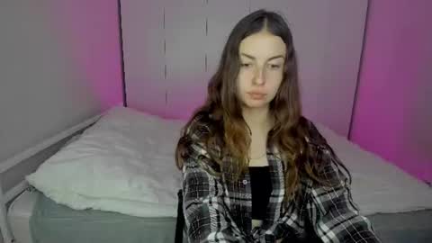 kelly_sal online show from June 21, 2:52 pm