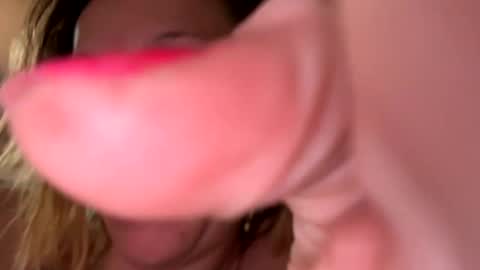 kelly_wight223 online show from November 2, 12:07 pm