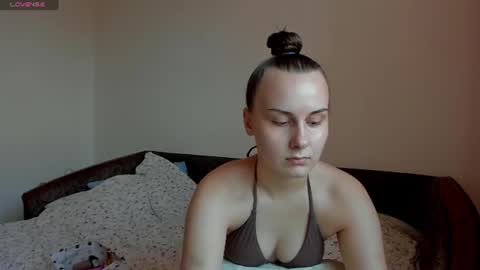 Snapshot of kellycartie chatting on July 24, 3:43 pm Im Kelly online show from July 24, 3:43 pm