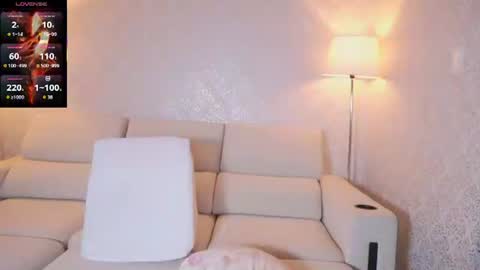 vanessa online show from July 8, 1:43 am