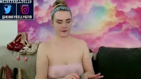 kellylynn76 online show from September 18, 2:02 am