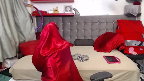 kelly online show from October 8, 1:53 pm