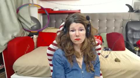 kelly online show from November 12, 1:28 am