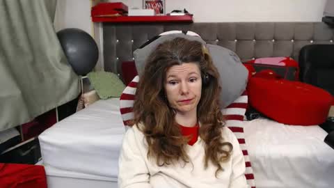 kelly online show from February 19, 7:15 am